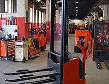 Linde L12 I // 729 Std. / HH 3.920 mm / Initialhub / Batt. Bj. 2011 / sehr guter Zustand